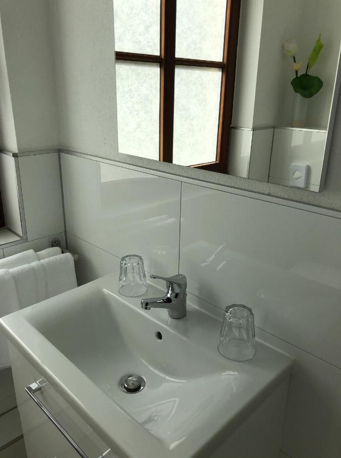 A Lotus Hotel Böblingen Eksteriør bilde