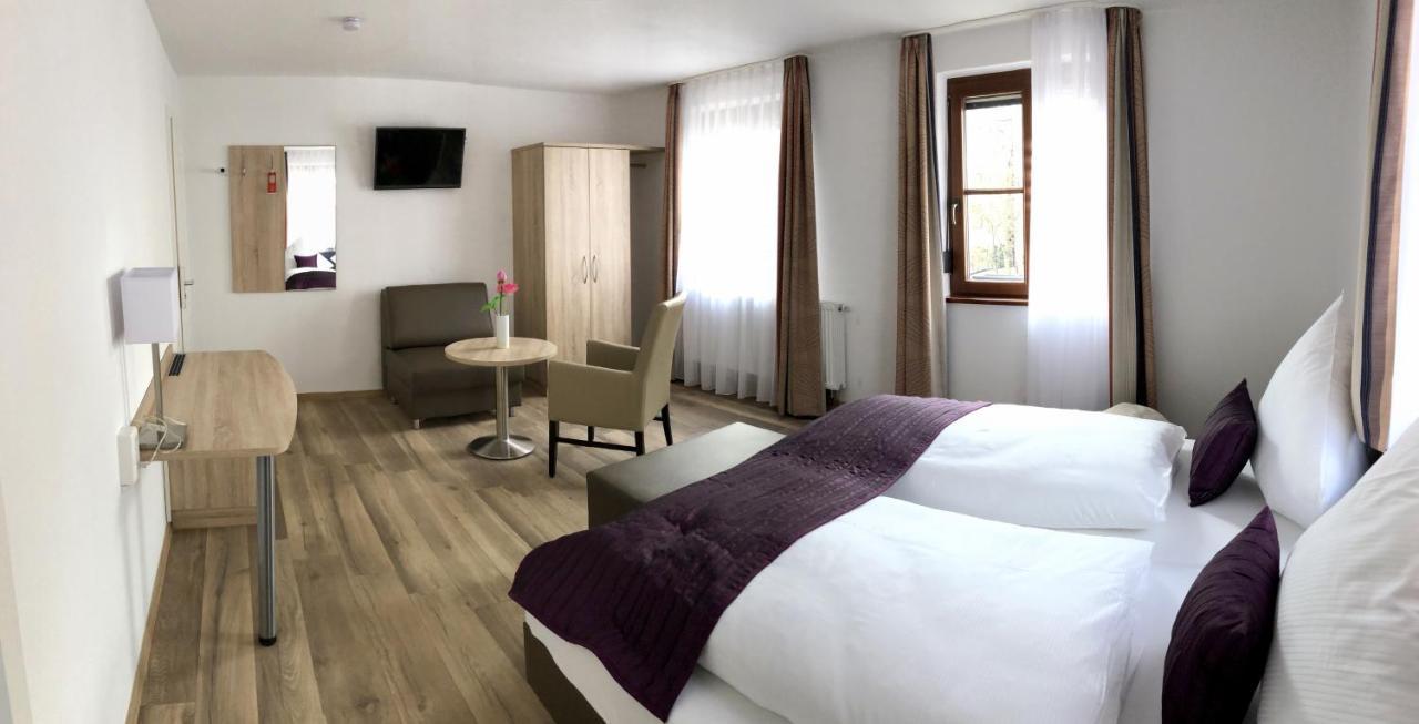 A Lotus Hotel Böblingen Eksteriør bilde